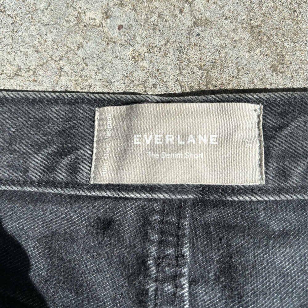 Everlane High Rise Shorts - Picture 3 of 3